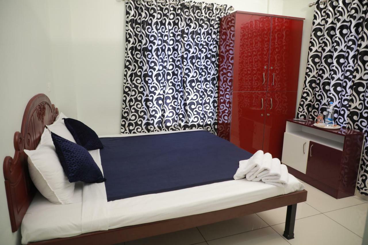 לינה וארוחת בוקר קולאם Pavithram Residency מראה חיצוני תמונה
