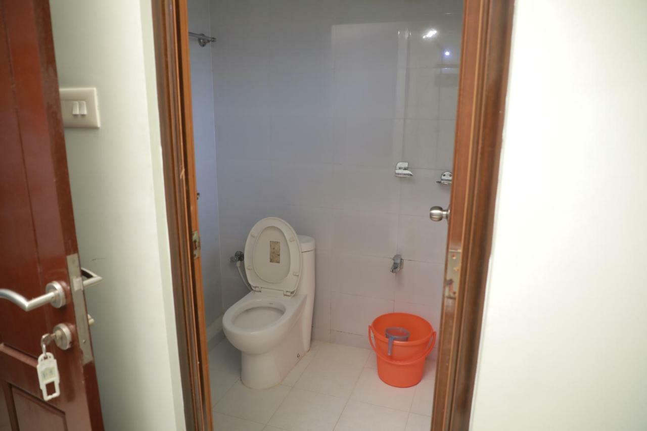 לינה וארוחת בוקר קולאם Pavithram Residency מראה חיצוני תמונה